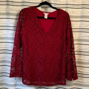Chic Lace V-Neck Blouse in Rich Red